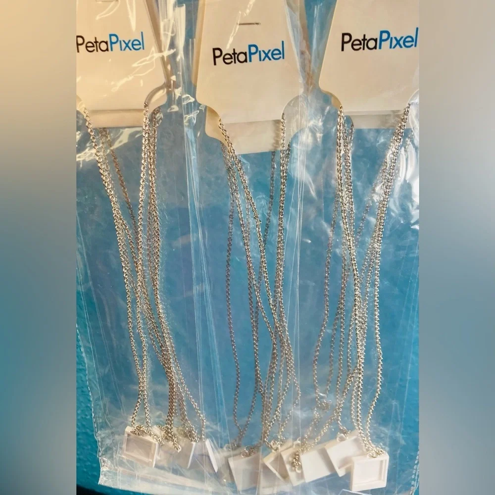 NWT 132 Total PETAPIXEL Instant‎ Photo Pendant Necklaces Individually Wrapped